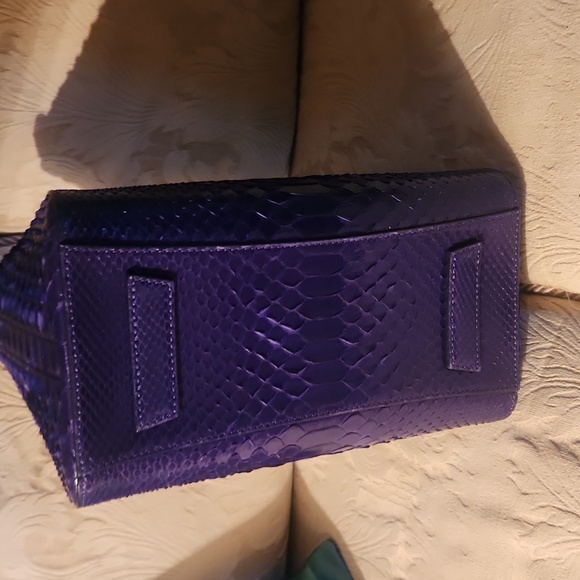 Bags - Picture 4 of 4